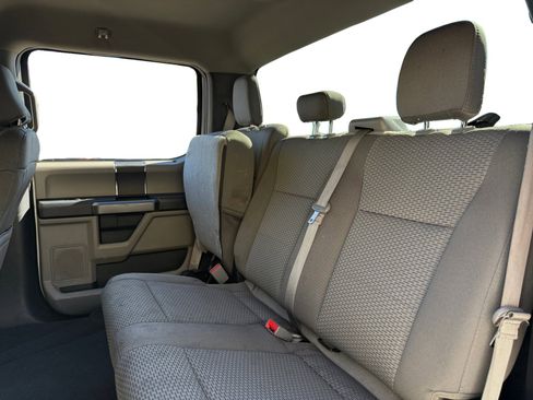 Used 2020 Ford F150 XLT image 13