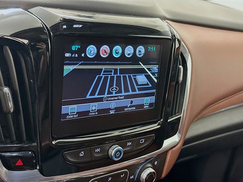 Used 2018 Chevrolet Traverse High Country AWD/4WD image 22