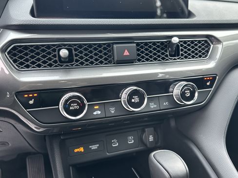 New 2026 Acura Integra FWD image 24