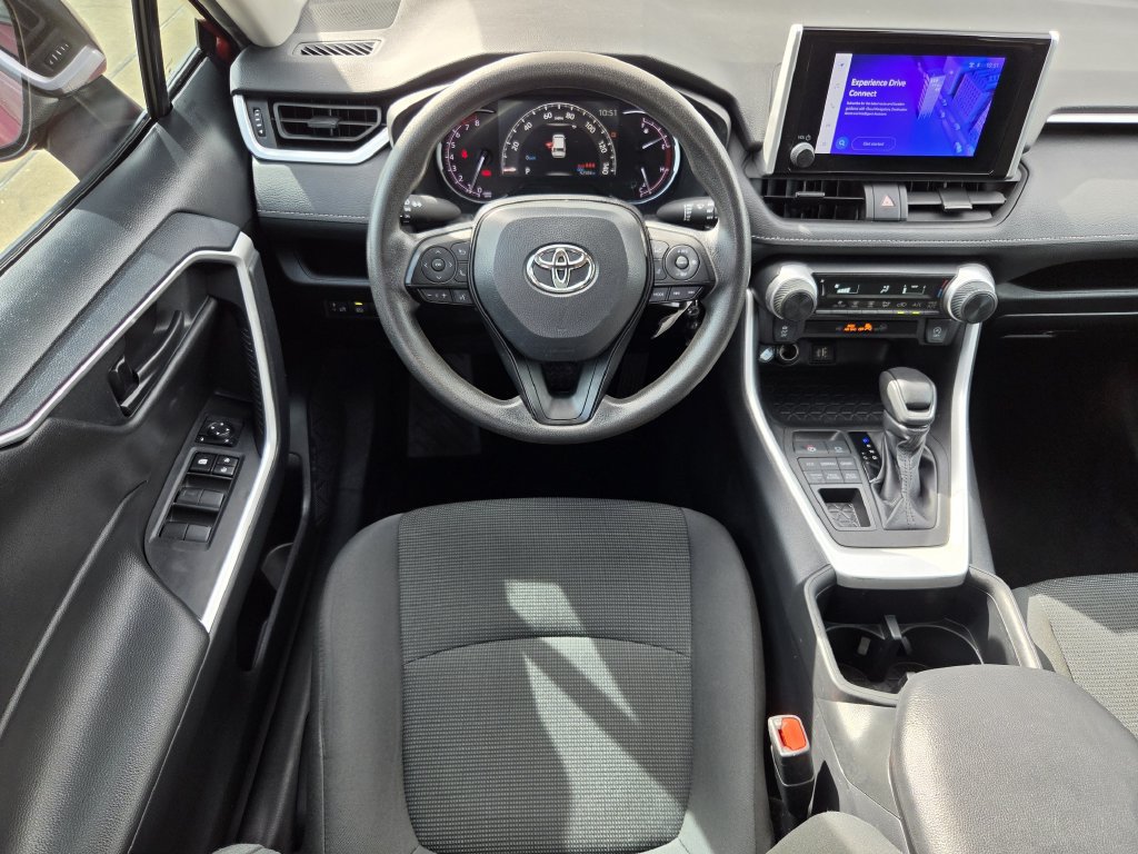 Used 2024 Toyota RAV4 LE AWD/4WD image 9
