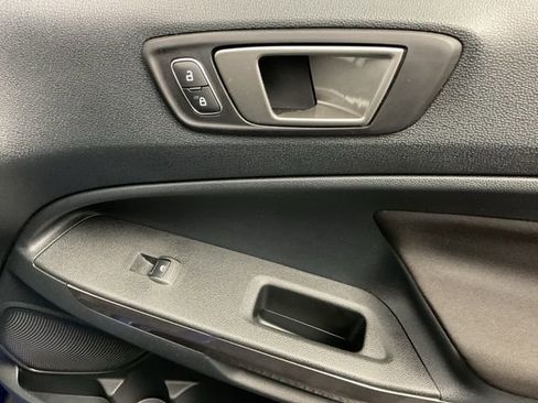 Used 2021 Ford EcoSport SE w/ SE Convenience Package image 24