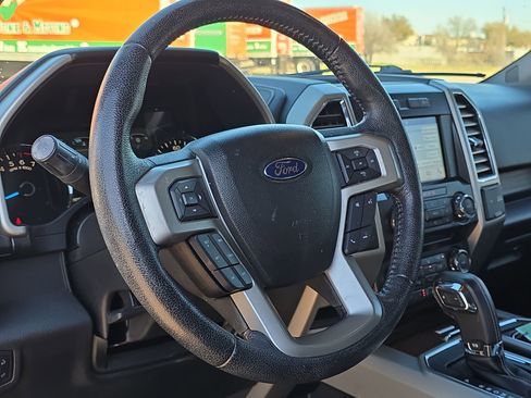 Used 2016 Ford F150 Lariat image 14