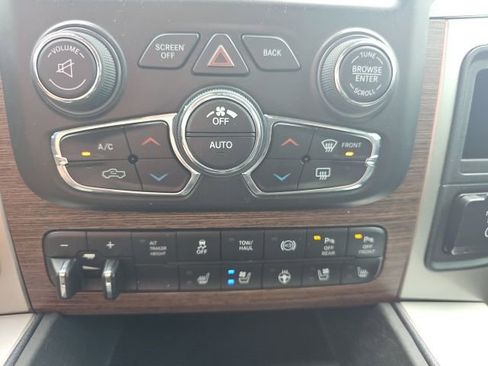 Used 2018 RAM 3500 Laramie image 20