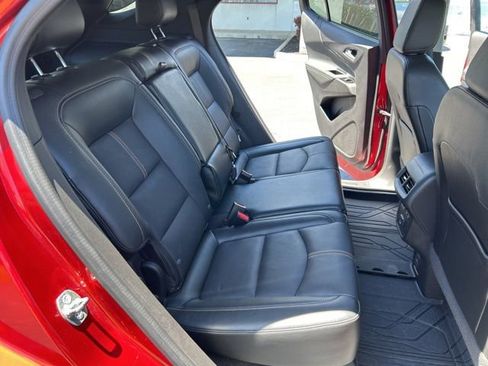 Used 2024 Chevrolet Equinox Premier FWD image 31