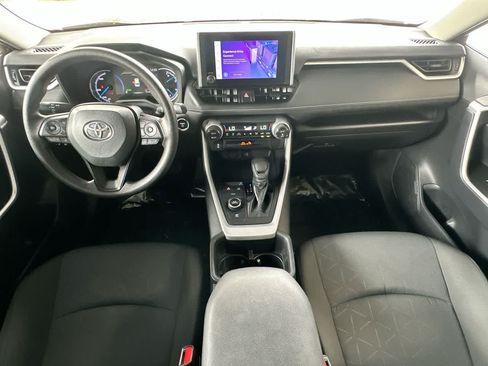 Used 2025 Toyota RAV4 XLE AWD/4WD image 24