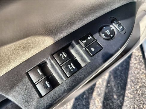 Used 2017 Honda Accord EX-L image 15