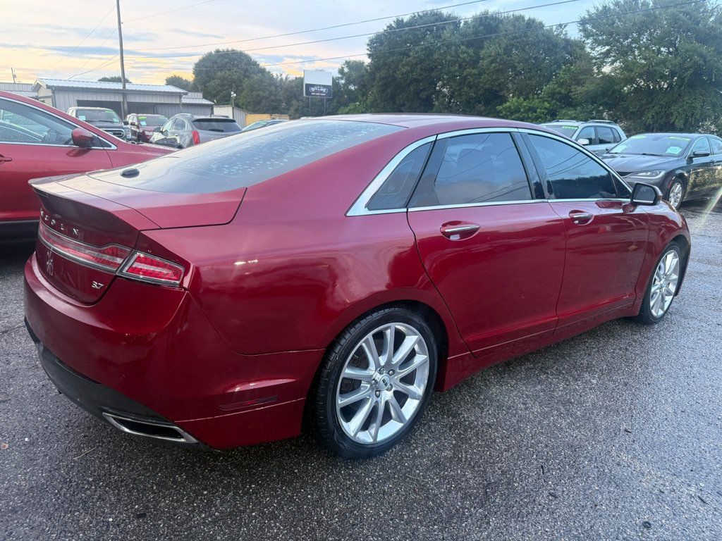 Used 2016 Lincoln MKZ w/ Equipment Group 300A Reserve FWD image 4