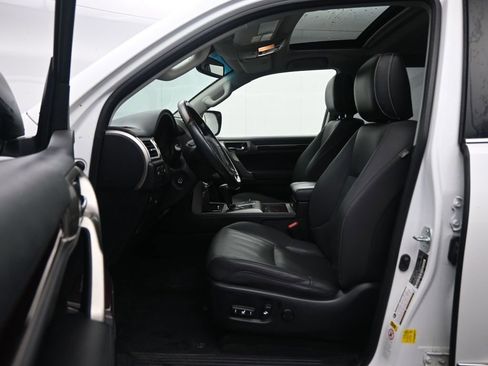 Used 2019 Lexus GX 460 460 image 25