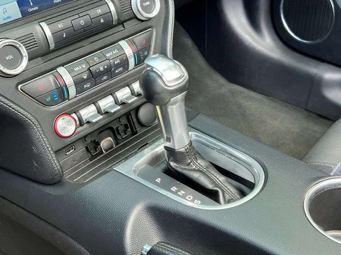 Used 2018 Ford Mustang Premium RWD image 18