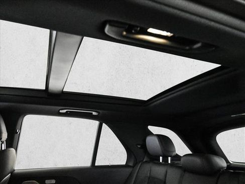 Certified 2026 Mercedes-Benz GLE 53 AMG 4MATIC image 21
