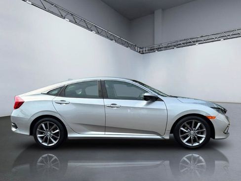 Used 2019 Honda Civic EX image 3