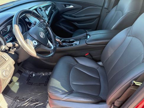 Used 2017 Buick Envision Essence image 19