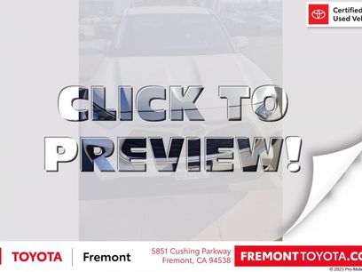 Certified 2020 Toyota Highlander LE