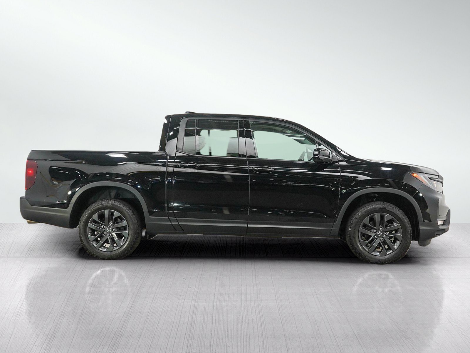 Used 2024 Honda Ridgeline Sport image 6