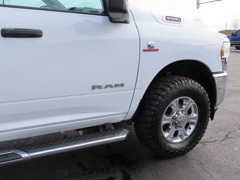 Used 2024 RAM 2500 Big Horn AWD/4WD image 23