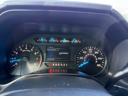 Used 2016 Ford F150 XL w/ Equipment Group 101A Mid RWD image 21