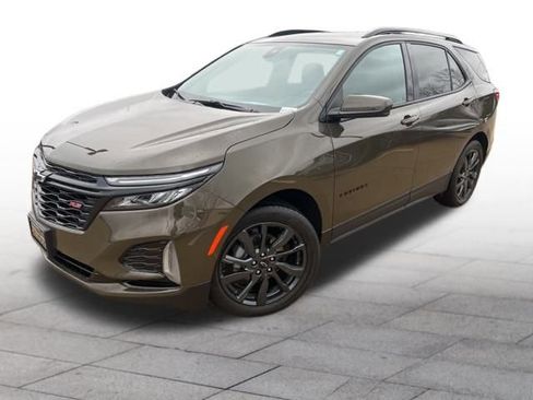 Used 2024 Chevrolet Equinox RS FWD image 3