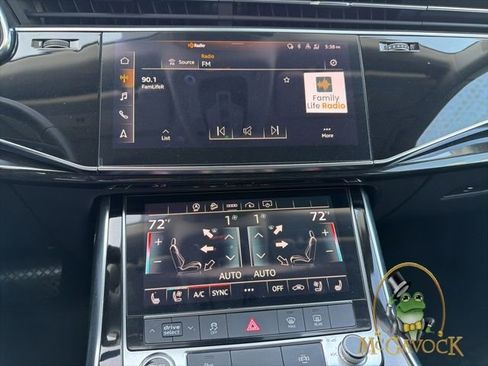 Used 2021 Audi Q8 Premium Plus w/ Premium Plus Package image 12