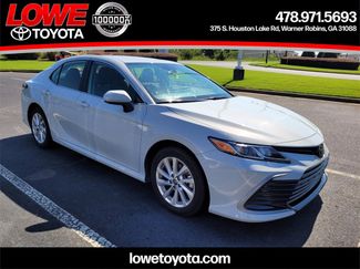 Used 2024 Toyota Camry LE image 1