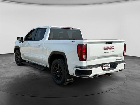 Used 2023 GMC Sierra 1500 Elevation w/ X31 Off-Road Package AWD/4WD image 8