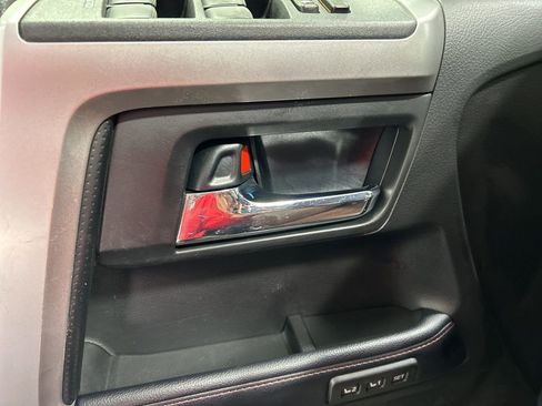 Used 2018 Toyota 4Runner Limited image 12