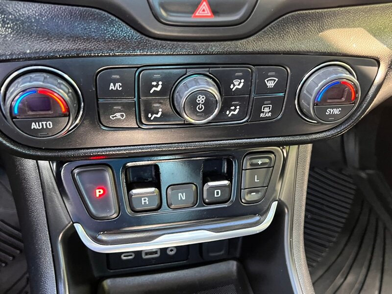 Used 2018 GMC Terrain SLE w/ Infotainment Package I AWD/4WD image 34