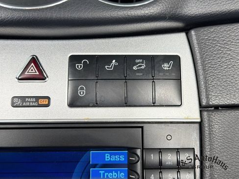 Used 2005 Mercedes-Benz CLK 55 AMG Cabriolet image 16