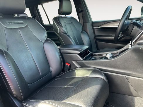 Used 2021 Jeep Grand Cherokee L Overland w/ Luxury Tech Group IV RWD image 15
