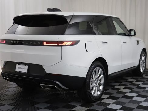 Certified 2025 Land Rover Range Rover Sport SE AWD/4WD image 18