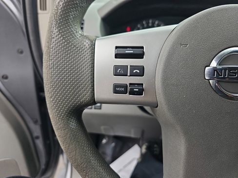 Used 2020 Nissan Frontier SV w/ Midnight Edition Floor Mats RWD image 19