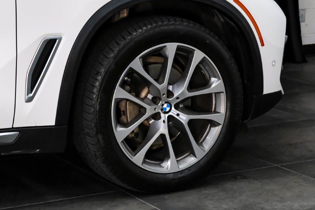 Used 2019 BMW X5 xDrive40i w/ Executive Package AWD/4WD image 70
