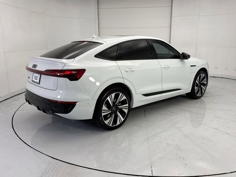 Certified 2024 Audi Q8 e-tron Prestige w/ Prestige Package AWD/4WD image 5