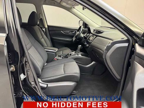 Used 2018 Nissan Rogue SV AWD/4WD image 19
