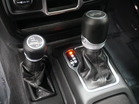 Used 2023 Jeep Wrangler Unlimited Sport AWD/4WD image 20