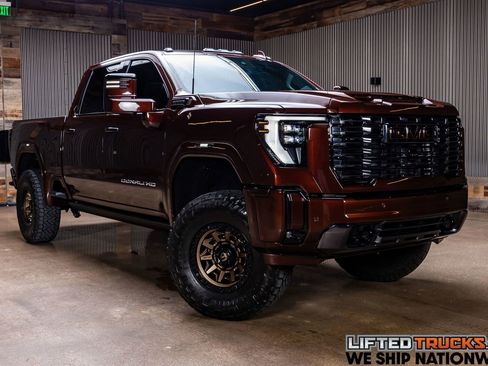 Used 2024 GMC Sierra 2500 Denali Ultimate w/ Max Trailering Package AWD/4WD image 1
