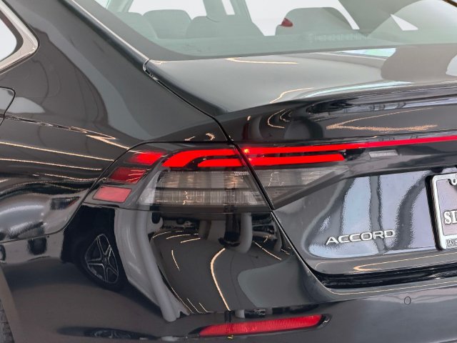 Used 2024 Honda Accord Touring image 10