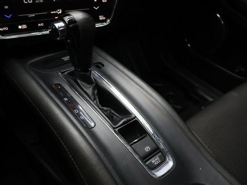 Used 2022 Honda HR-V EX image 25