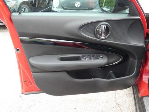 Used 2024 MINI Cooper Clubman S w/ Signature Upholstery Package image 9