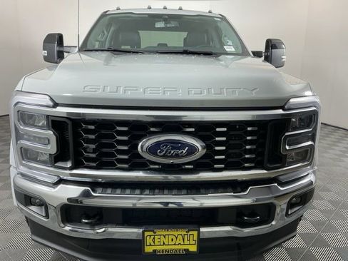 Certified 2025 Ford F450 Lariat w/ FX4 Off-Road Package image 2