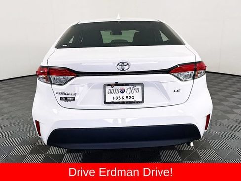 Certified 2025 Toyota Corolla LE FWD image 21
