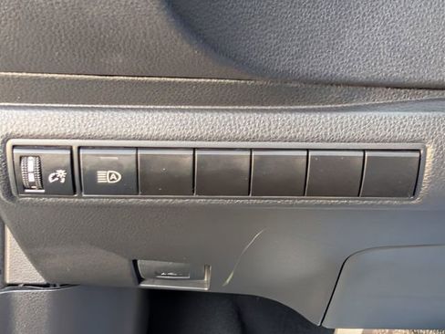 Used 2024 Toyota Corolla LE FWD image 22