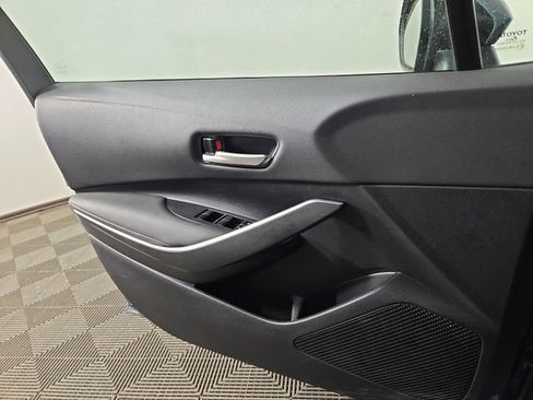 Used 2023 Toyota Corolla SE image 29