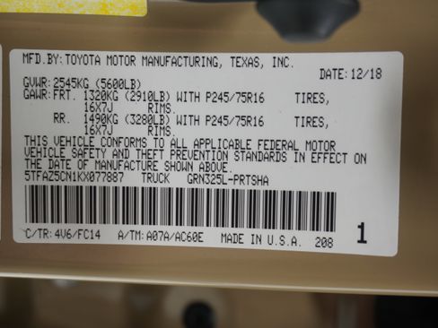 Used 2019 Toyota Tacoma SR5 RWD image 25