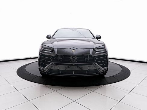 Used 2022 Lamborghini Urus image 15