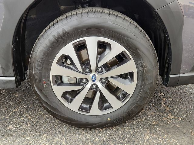 Certified 2025 Subaru Outback AWD/4WD image 7