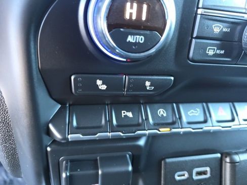 Used 2019 Chevrolet Silverado 1500 RST w/ All-Star Edition image 32