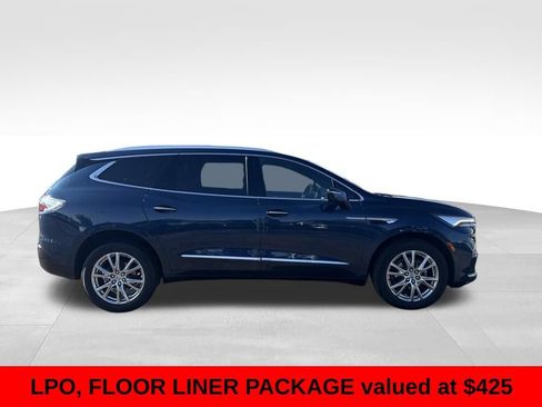 Used 2023 Buick Enclave Essence w/ Experience Buick Package AWD/4WD image 6