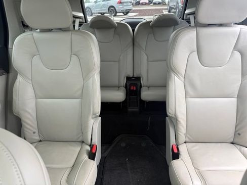 Used 2023 Volvo XC90 T8 Ultimate AWD/4WD image 14