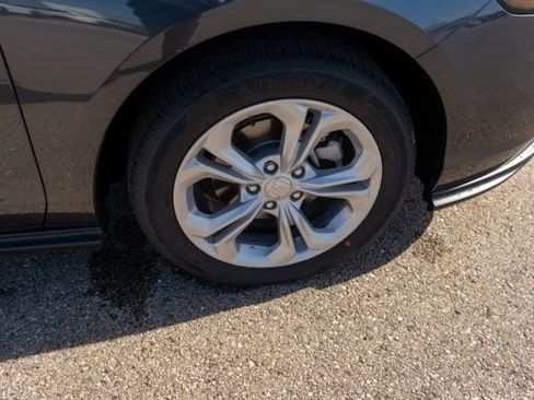 Used 2025 Honda Accord LX image 9