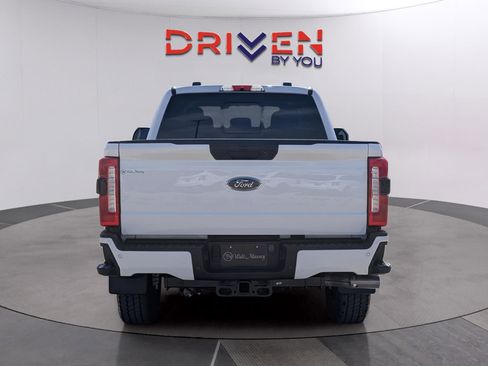 Used 2024 Ford F250 XL w/ STX Appearance Package image 4